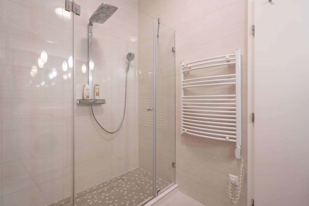 Breathless Basilika View Elegant Flat With Balcony Need Reservation X Free Parking บูดาเปสต์ ภายนอก รูปภาพ